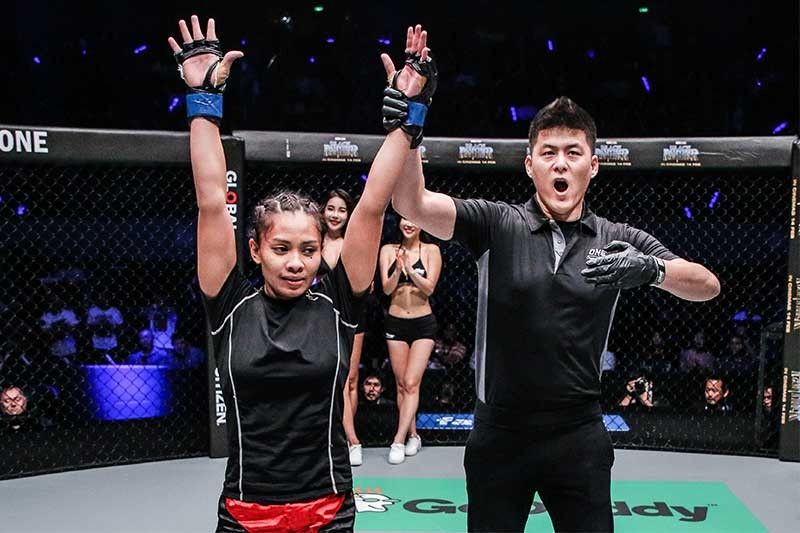 From nanny to fighter: Jomary Torres' unusual MMA journey