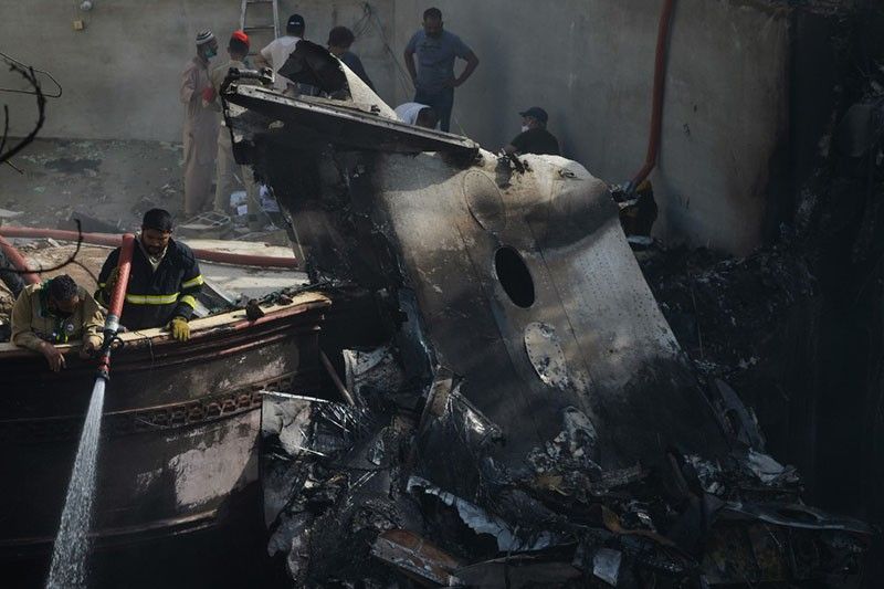 97 dead, 2 survivors from Pakistan plane crash â�� health ministry