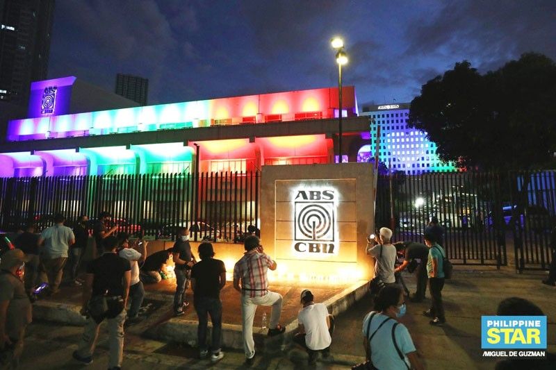A prayer movement for ABS-CBNâ��s franchise renewal