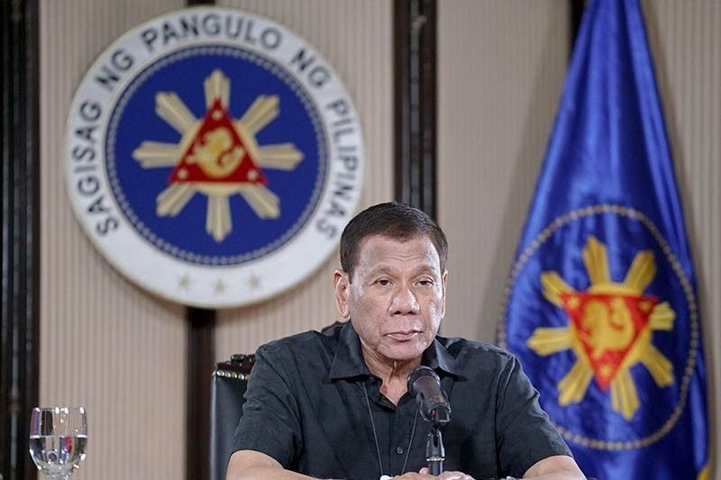 Duterte muling bumalik sa Davao