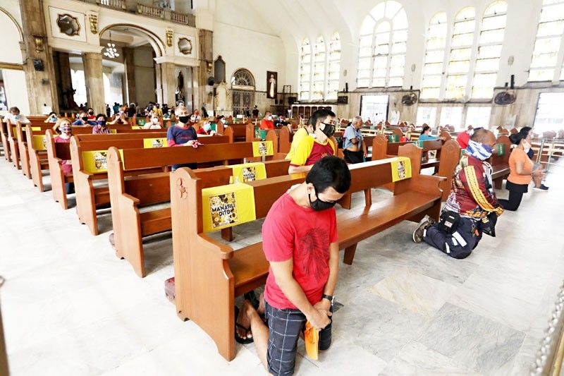 Churches in Metro Manila start opening