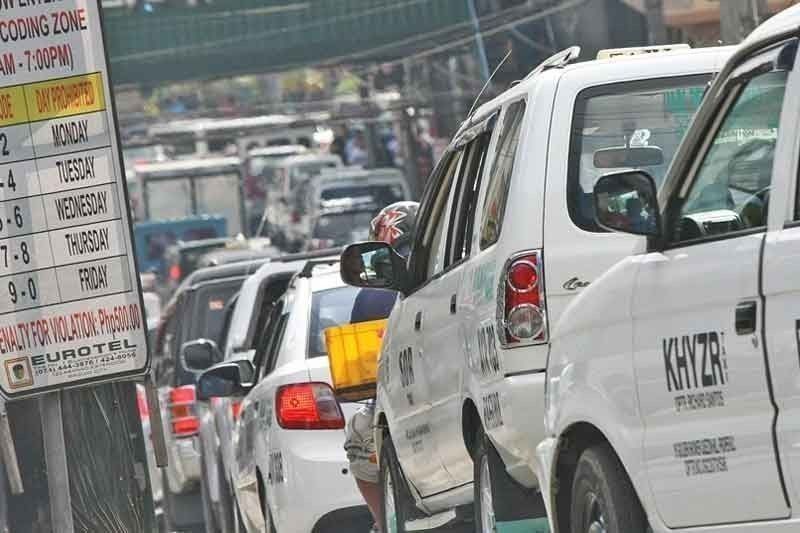 Modified number coding scheme, suspendido - MMDA