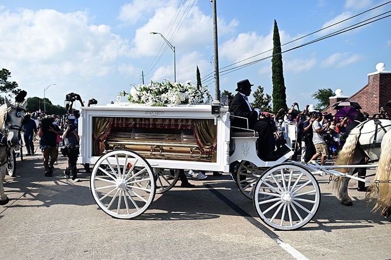 Demands for justice at funeral of 'gentle' George Floyd