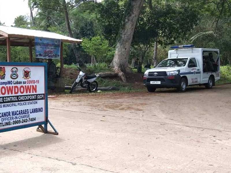 2 cops killed, 2 wounded in shooting of police station in Sulu town