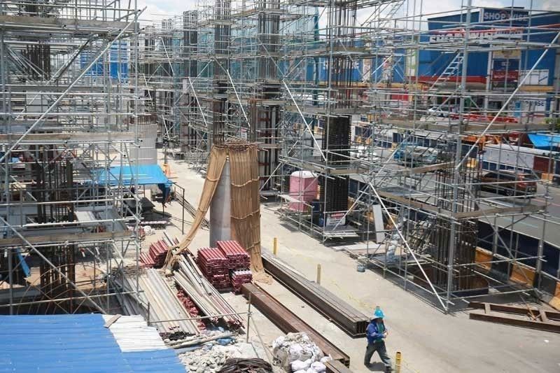 Fitch unit sees slowdown in Philippines infrastructure growth