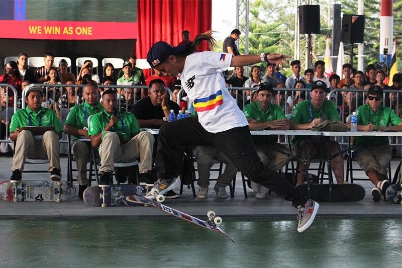 Didal, Panugalinog roll over foes in Asian skateboarding tiff done online