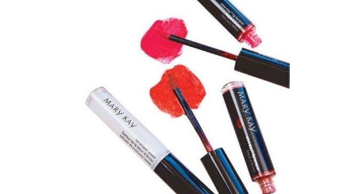 The lipstick effect is back