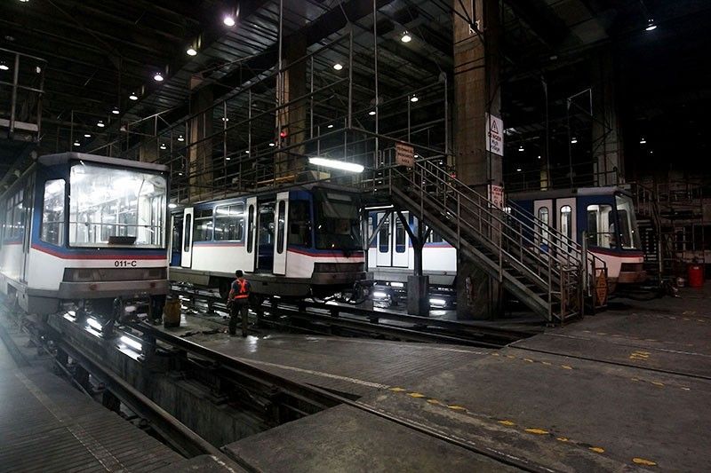 92 MRT-3 depot workers positibo sa COVID-19, pero biyahe tuloy pa rin