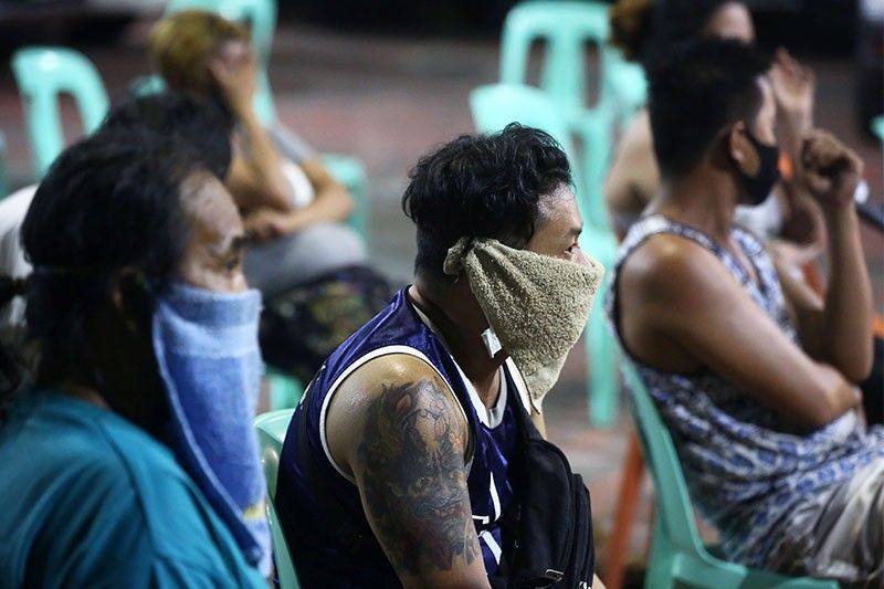 DILG advises poor families to wear face masks at home