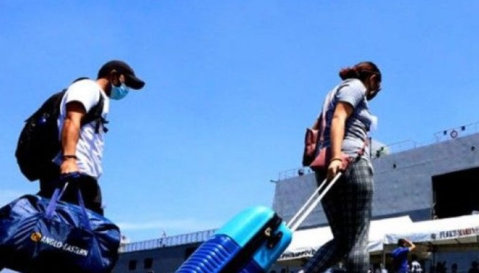 Foreign visitors with long-term visas allowed to reenter Philippines by August