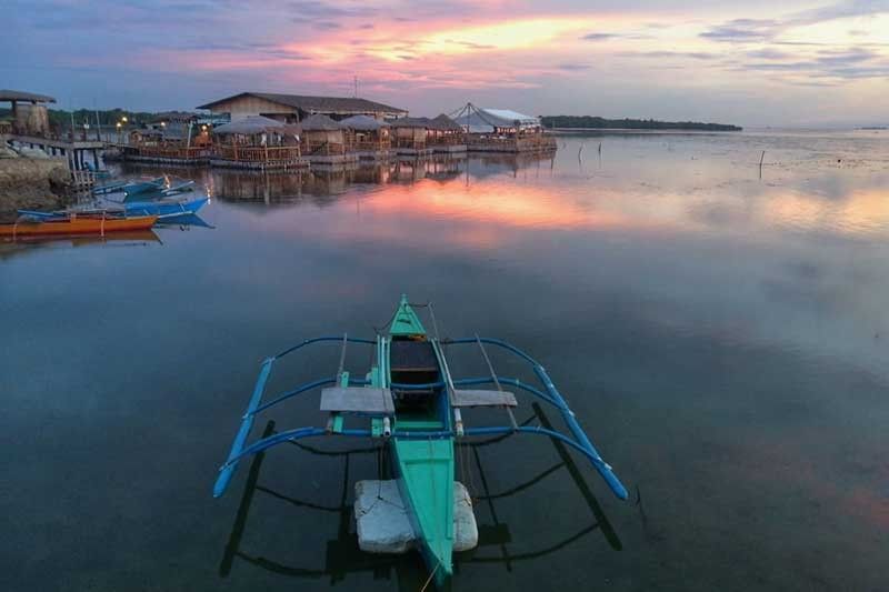 Central Visayas governors to outline rules for tourism revival
