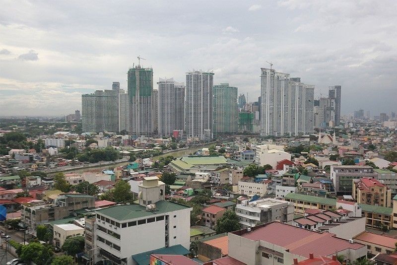 Philippines  economy crash-lands into recession