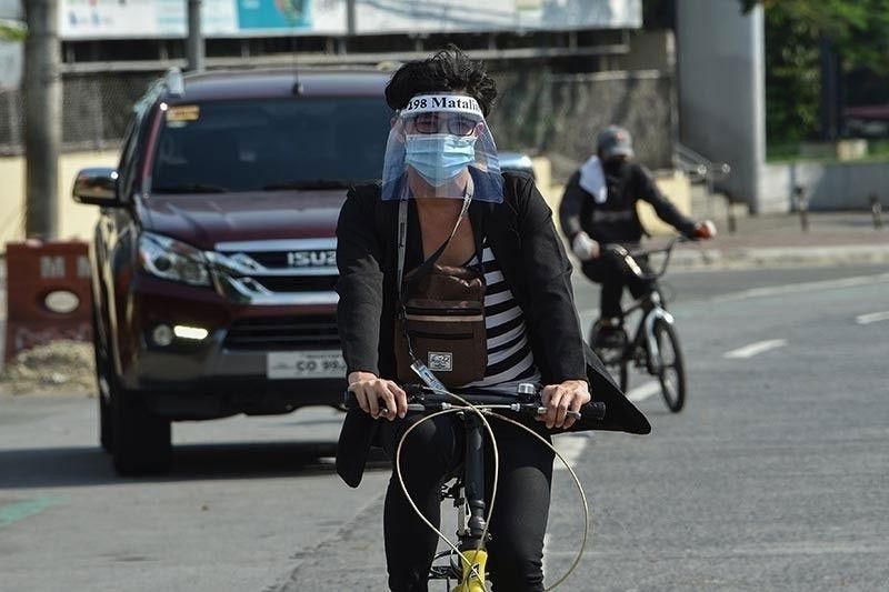 Imee sa DOTr: Face shield ilibre na sa commuters