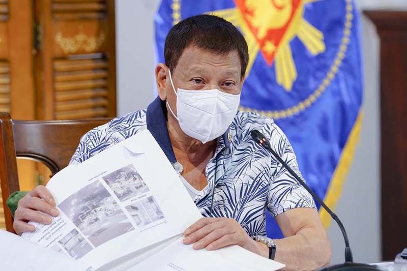 Duterte says he will go after erring PhilHealth officials