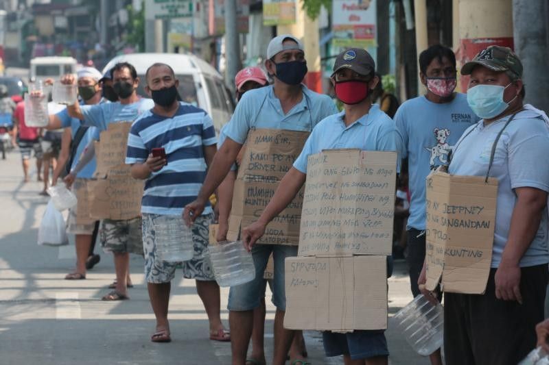 Jeepney drivers have not received aid months into quarantine â�� Piston