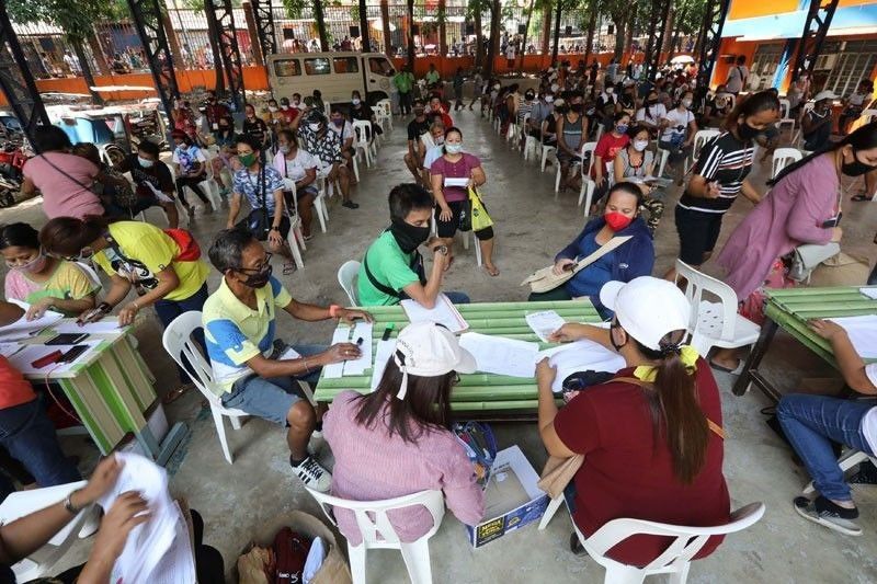 50 barangay captains masususpinde sa SAP anomaly