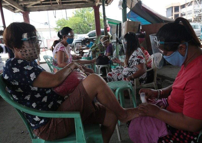 COVID-19 cases sa bansa umabot sa 147,526, ilang buwan bago ang vaccine trials
