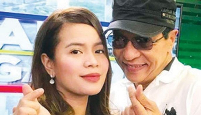 Ted at Chacha sa radio lang gustong lumipat, Korina online muna