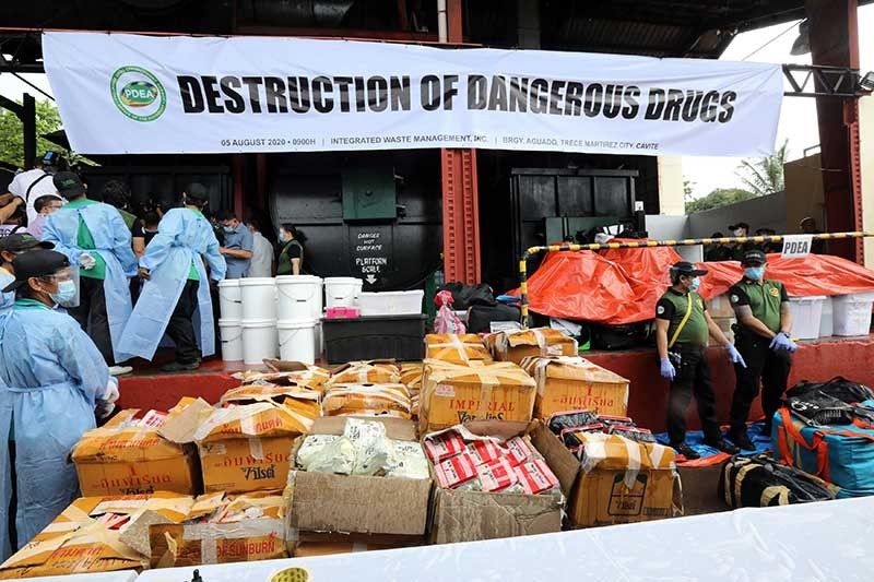 P13 bilyon halaga ng droga at kemikal, sinunog sa Cavite
