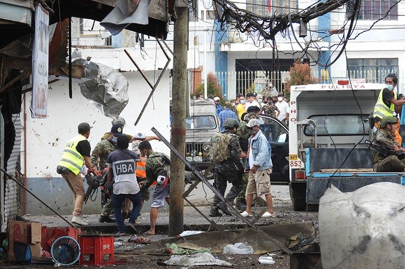 PNP mobilizes forces in response to Jolo twin bombings