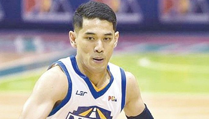 Ravena, Alas backcourt tandem lalo pang titibay