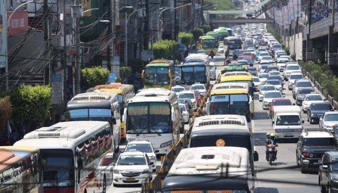 Pagbiyahe ng provincial buses sa Metro Manila, pinag-aaralan ng IATF