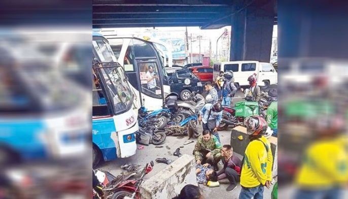 13 hurt as bus plows through 13 vehicles