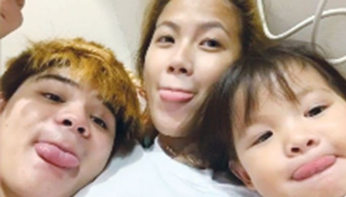 EJ Laure ipinakita na ang anak sa publiko