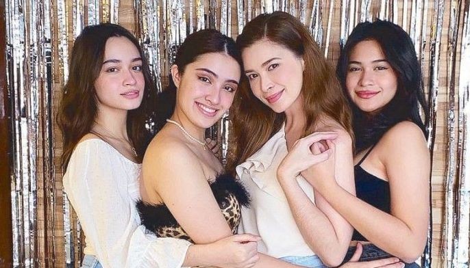 Single mom Sunshine Cruz on raising 3 daughters | Philstar.com