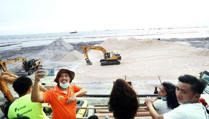 Palace says funds for Manila Bay 'white sand' project can't be realigned for pandemic