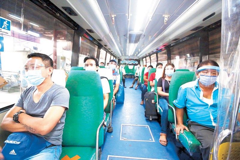 DOTr to push through with reduced distancing