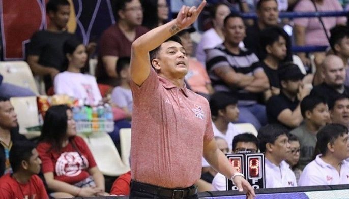 Dimaunahan joins race for UST coaching post
