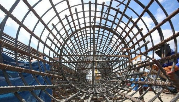 Brief lockdowns sink infrastructure outlays to 3-month low