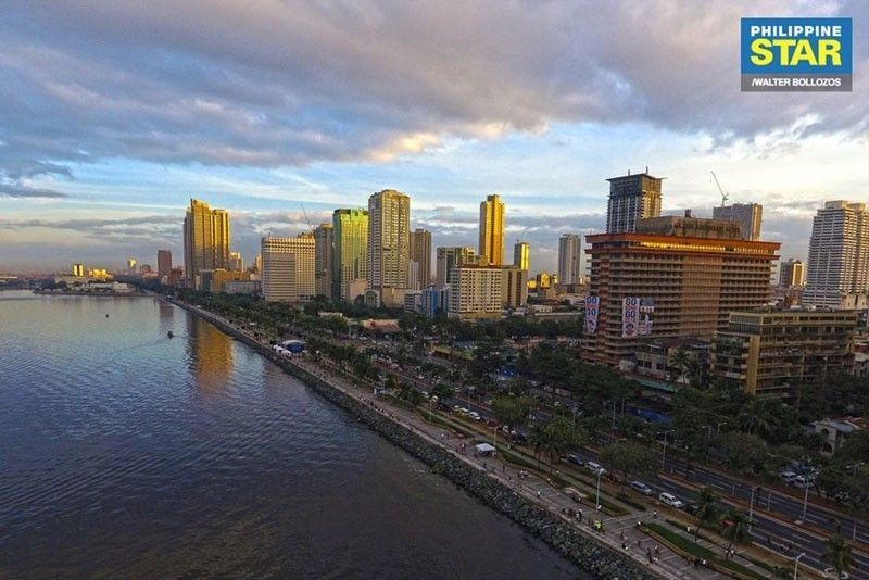 Portion of Roxas Boulevard closed for Manila Bay cleanup