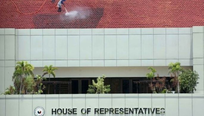 2 more House employees catch virus