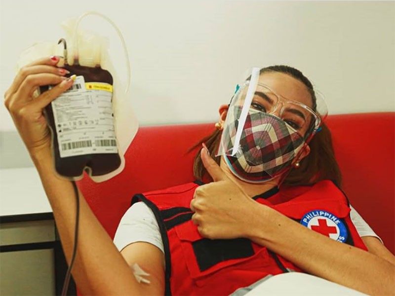 'Be a hero': Catriona Gray encourages public to donate blood