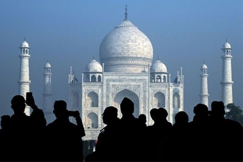 Places like this make us realize how possible it is to make a dream come  true. Taj mahal is my education which 7 wonder…