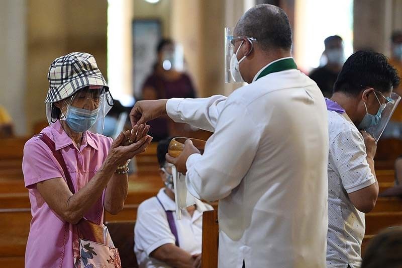 COVID-19 infections in Philippines rise to 294,591