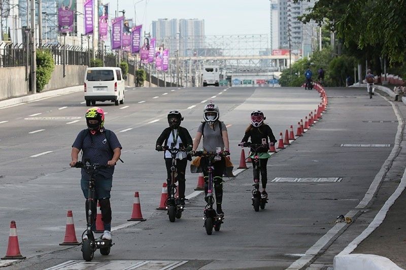 Tugade not keen on e-scooter registration