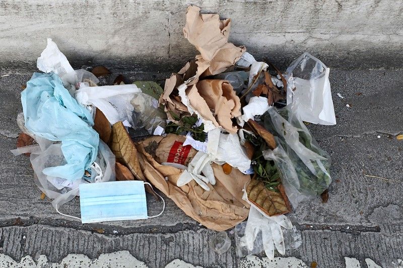 Face masks, gloves dumped along EDSA