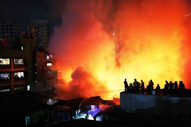 Fire breaks out in Manila; 1 hurt