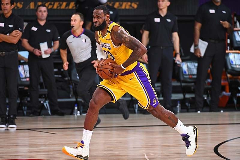 Lakers dominate Heat in Game 1 of the Finals