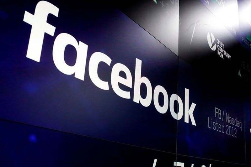 AÃ±o: Facebook took away freedom of speech