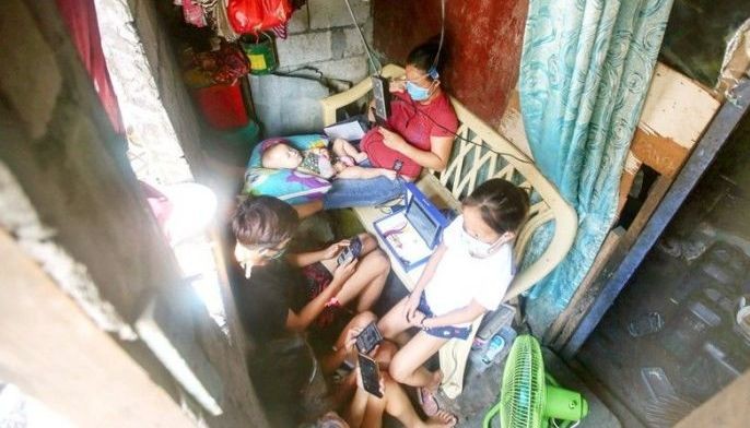 DILG urges LGUs: Prohibit videoke, 'distracting noises' during online class