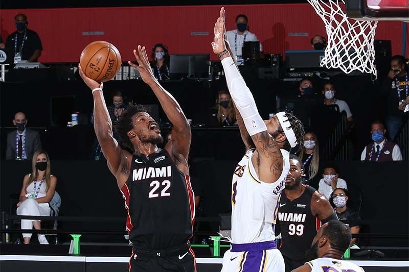 Undermanned Heat take crucial win over Lakers in Game 3