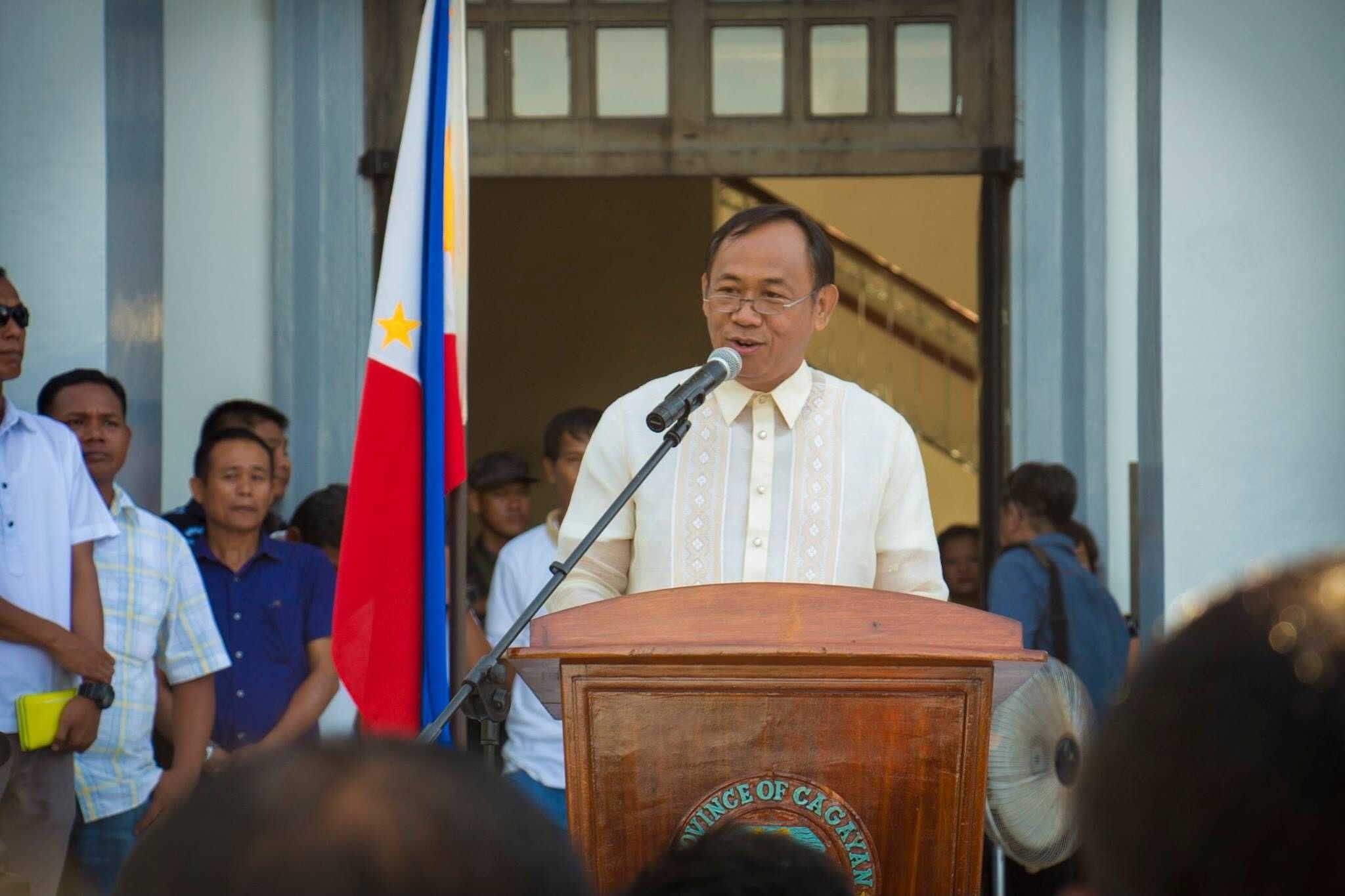 Cagayan governor hit over 'teachers doing nothing' remarks