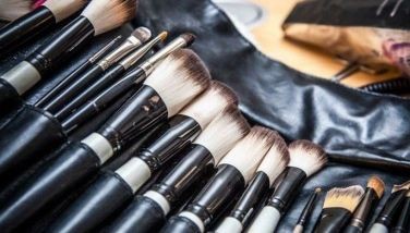Cosmetic product laban sa peklat, ibinabala ng FDA