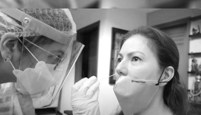 Carmina, hinimatay at nasuka sa swab test