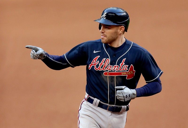 Braves take 2-0 lead vs Dodgers; Rays push Astros in 3-0 hole