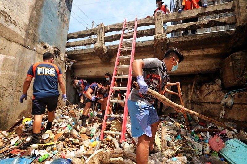 After Rains Flood In Cebu City 2 Dead 1 Missing The Freeman